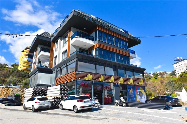 بنتهاوس واسع 4 + 1 في سيكجيلي