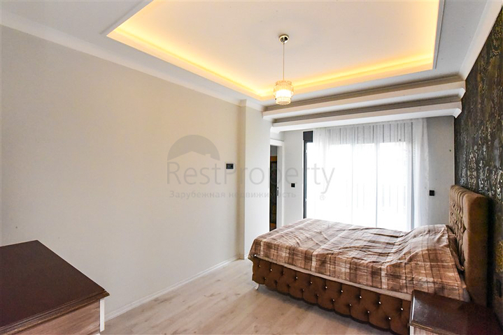 بنتهاوس واسع 4 + 1 في سيكجيلي