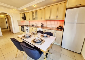 شقة فسيحة 2 + 1 في منطقة محمودلار