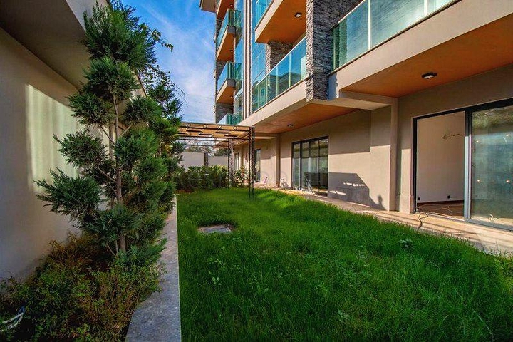 2 + 1 تصميم السقيفة في منطقة أوبا