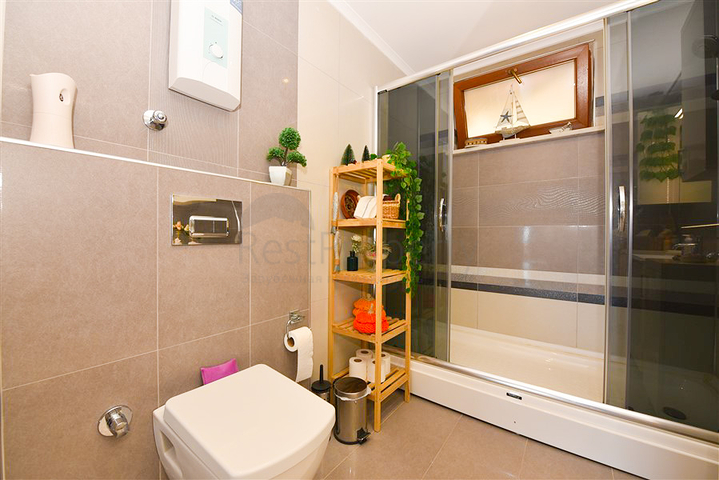 3 + 1 شقة للبيع في وسط ألانيا