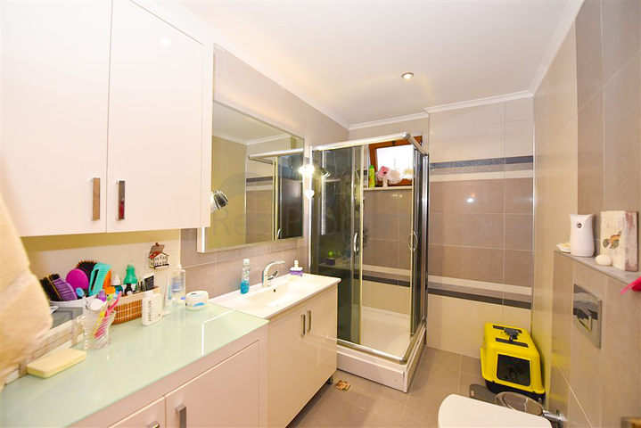 3 + 1 شقة للبيع في وسط ألانيا