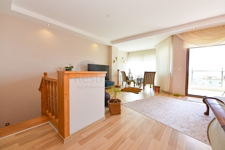 3 + 1 شقة للبيع في وسط ألانيا