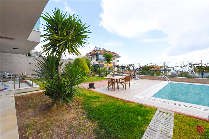 3 + 1 شقة للبيع في وسط ألانيا