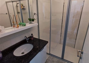 شقة 2 + 1 مع مطبخ منفصل