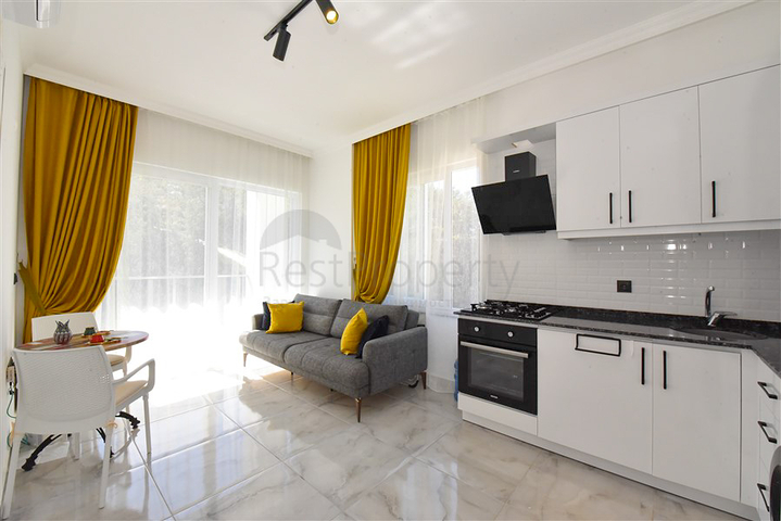 شقة جاهزة 1 + 1 في مجمع مع البنية التحتية للفندق 