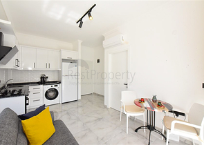 شقة جاهزة 1 + 1 في مجمع مع البنية التحتية للفندق 