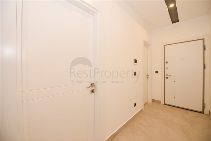 شقة من غرفتي نوم على البحر