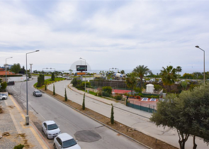 شقة من غرفتي نوم على البحر