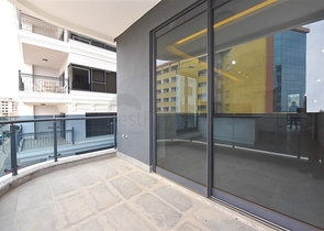 شقة من غرفتي نوم على البحر