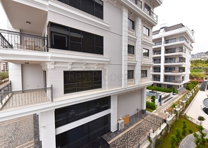 شقة من غرفتي نوم على البحر