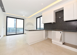 شقة من غرفتي نوم على البحر