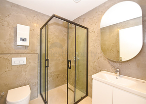 شقة من غرفتي نوم على البحر