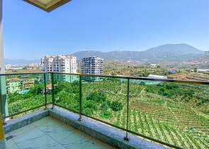 شقة مريحة مع إطلالة بانورامية     