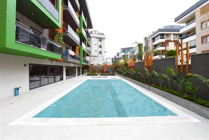 شقق 4+1 في منطقة أوبا 