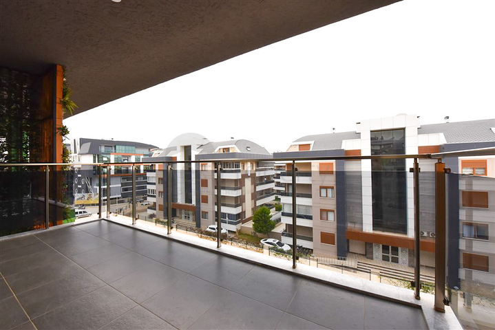 شقق 4+1 في منطقة أوبا 