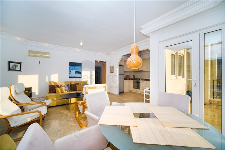 شقة مفروشة 2 + 1 في سيكجيلي