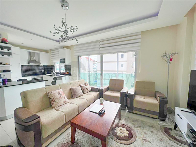 شقة مفروشة 1 + 1 مطلة على البحر في منطقة كستيل