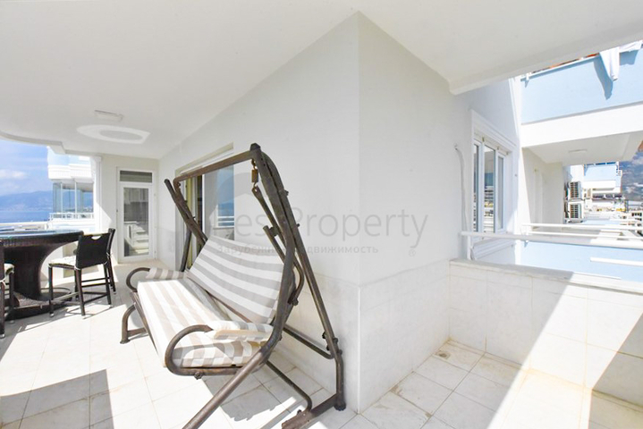 شقة 2 + 1 مع إطلالة بانورامية على البحر