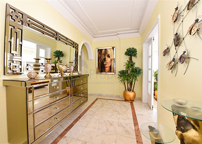 شقة 2 + 1 مع إطلالة بانورامية على البحر