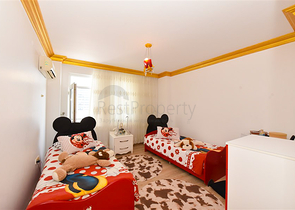 شقة 2 + 1 على الخط الأول في حي محمودلار