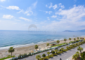 شقة 2 + 1 على الخط الأول في حي محمودلار