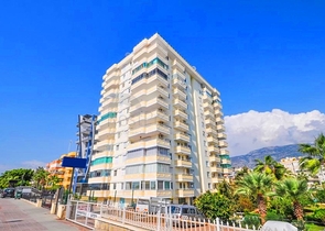 شقة 2 + 1 على الخط الأول في حي محمودلار