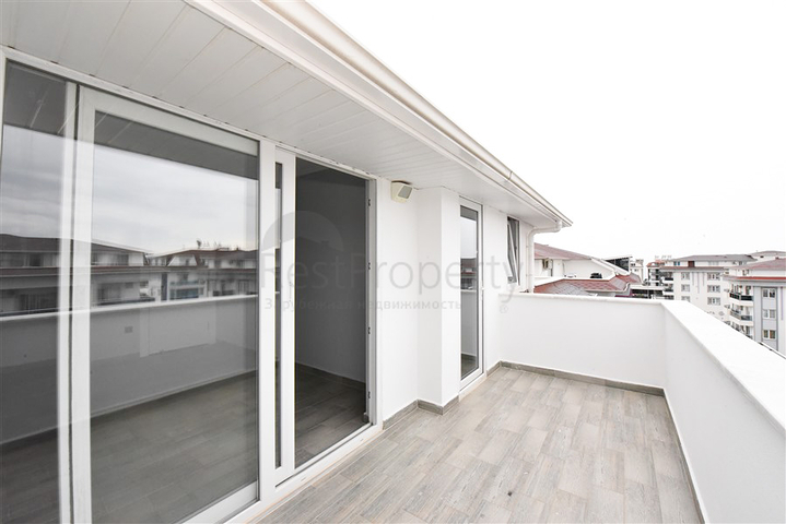 بنتهاوس واسع 3 + 1 في منطقة كيستل