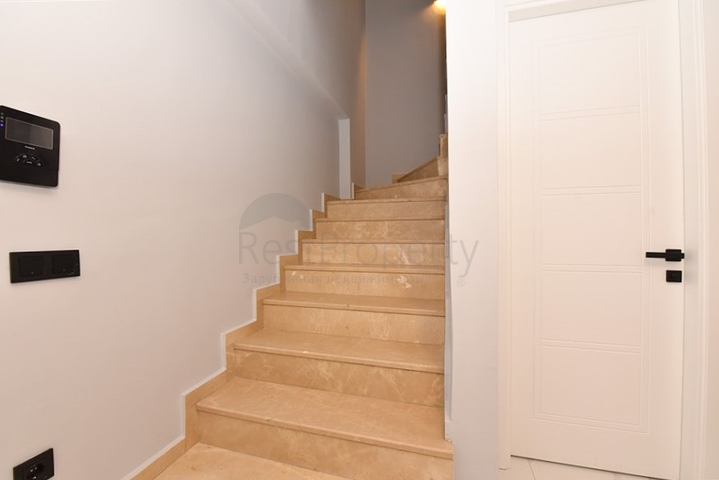 بنتهاوس واسع 3 + 1 في منطقة كيستل