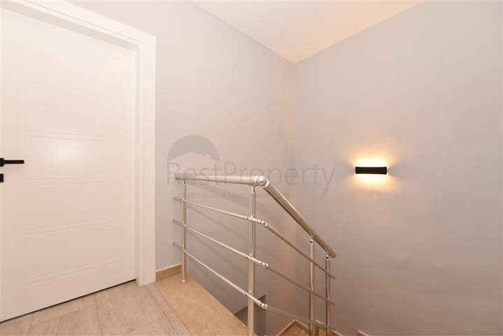 بنتهاوس واسع 3 + 1 في منطقة كيستل