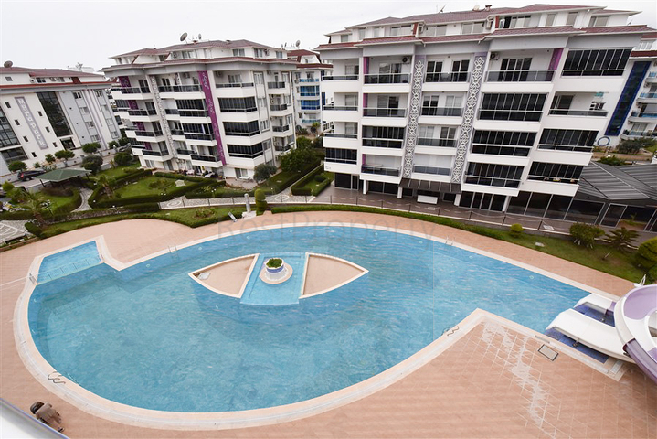 بنتهاوس واسع 3 + 1 في منطقة كيستل