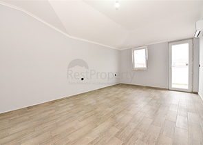 بنتهاوس واسع 3 + 1 في منطقة كيستل