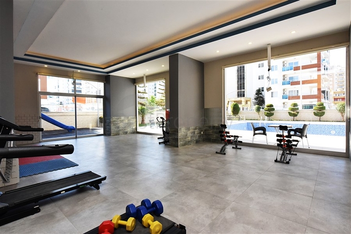 شقة عائلية واسعة - غرفتين وصالة مفروشة -اطلالة مفتوحة - في محمودلار/ الانيا 