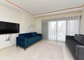 شقة عائلية واسعة - غرفتين وصالة مفروشة -اطلالة مفتوحة - في محمودلار/ الانيا 