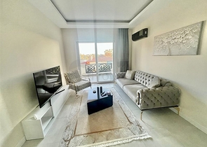 شقة فاخرة 1 + 1 في منطقة أوبا  