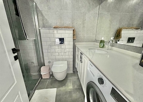 شقة فاخرة 1 + 1 في منطقة أوبا  