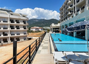 شقة فاخرة 1 + 1 في منطقة أوبا  