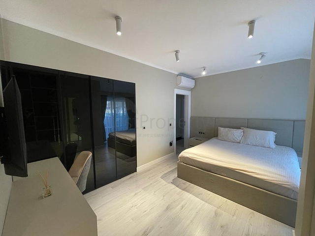 2 + 1 بنتهاوس مفروشة في مجمع حديث في أوبا