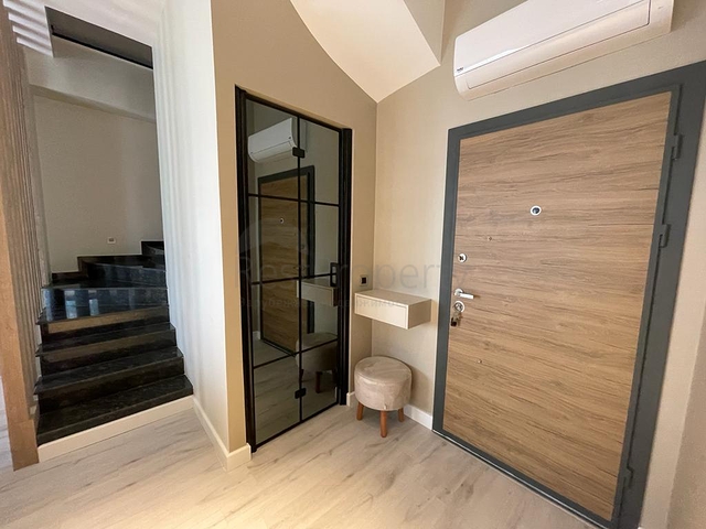 2 + 1 بنتهاوس مفروشة في مجمع حديث في أوبا