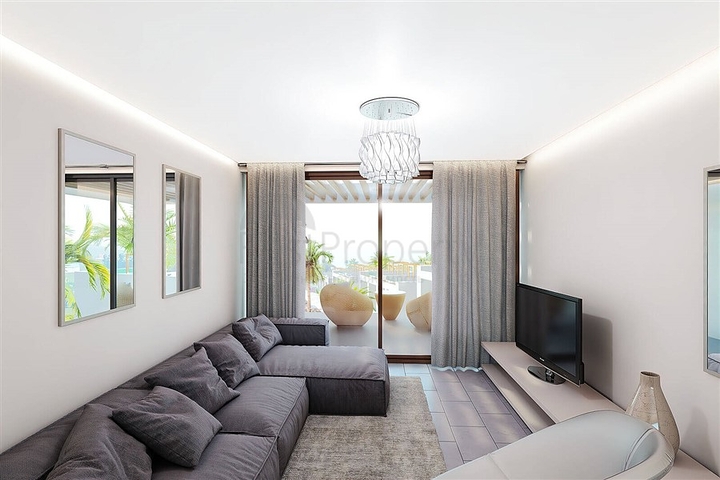 شقق على البحر في مجمع من الدرجة الممتازة 