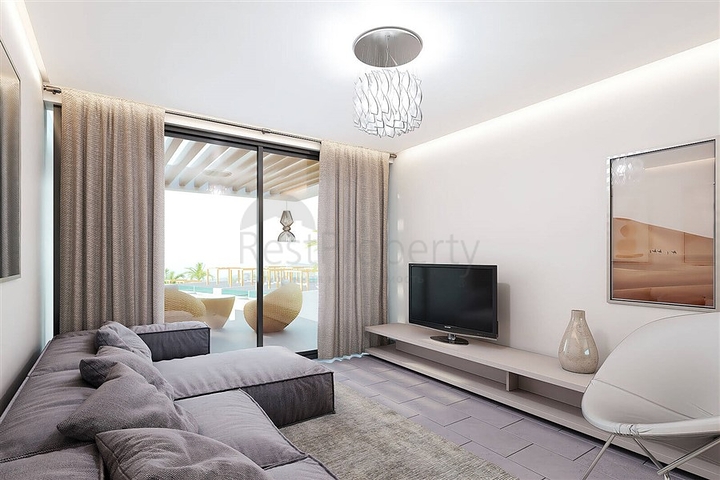 شقق على البحر في مجمع من الدرجة الممتازة 