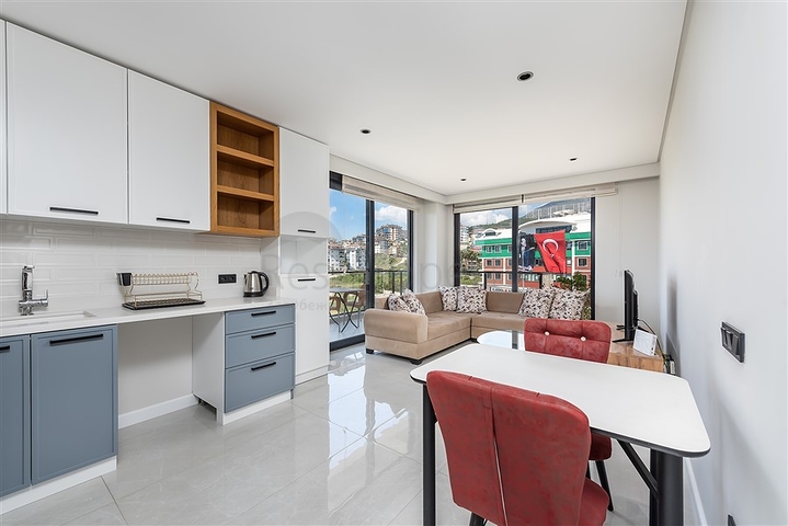 شقة 1+1 في مجمع جديد مع بنية تحتية في منطقة أوبا 