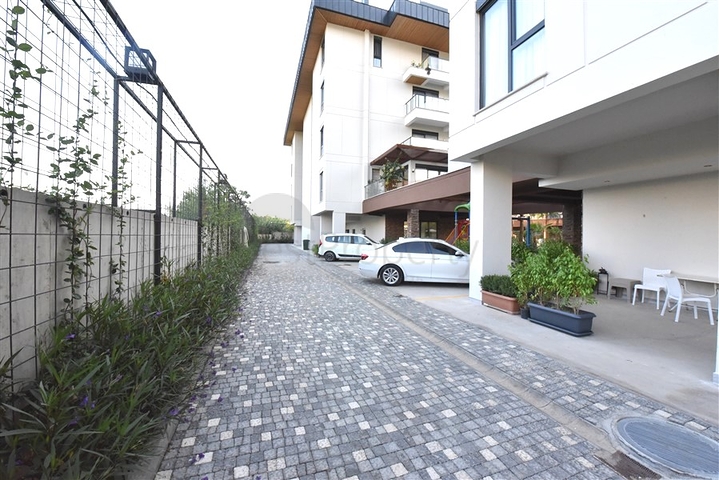 شقة 1+1 في مجمع جديد مع بنية تحتية في منطقة أوبا 