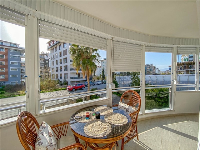 دوبلكس حديقة 3 + 1 في منطقة كيستل الشهيرة