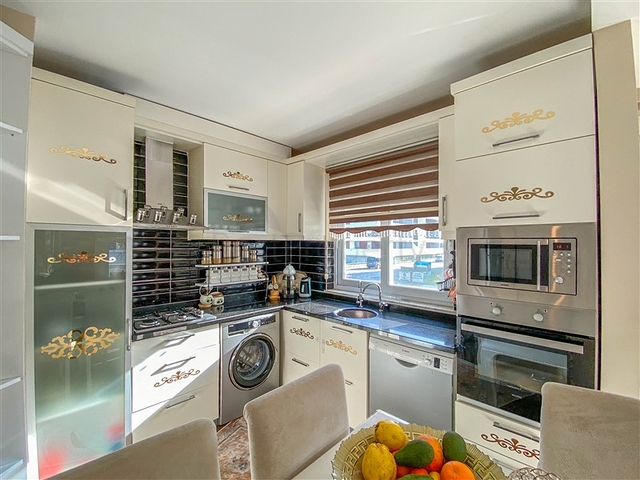 دوبلكس حديقة 3 + 1 في منطقة كيستل الشهيرة