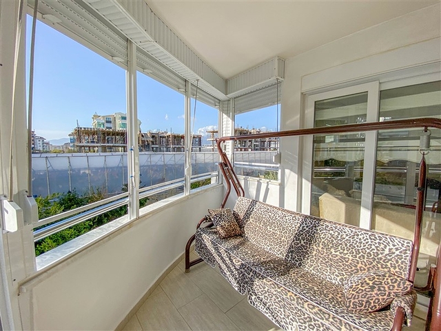 دوبلكس حديقة 3 + 1 في منطقة كيستل الشهيرة