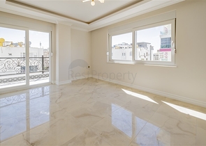 شقة من غرفتي نوم في مجمع جديد