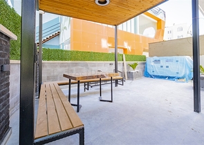 شقة من غرفتي نوم في مجمع جديد