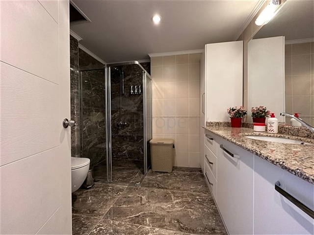 شقة 2+1 مع إطلالة جميلة على البحر