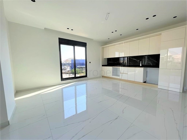 شقة 2 + 1 في منطقة أوبا